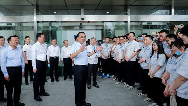 李（lǐ）克強參觀京東方圖片