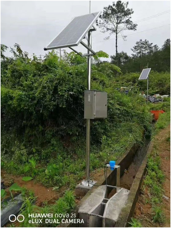 超聲（shēng）波明渠流（liú）量計現場